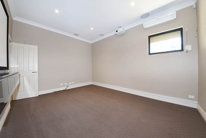 Photo - 6 Masthead Close, Jindalee WA 6036 - Image 13