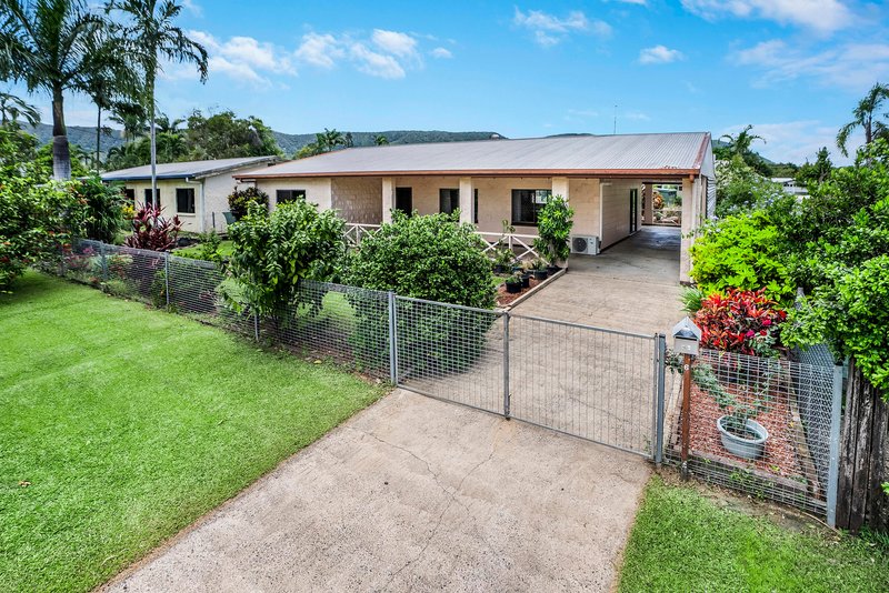 Photo - 6 Maurice Street, Kewarra Beach QLD 4879 - Image 2