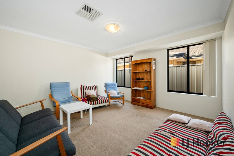 Photo - 6 Mawson Place, Huntingdale WA 6110 - Image 5