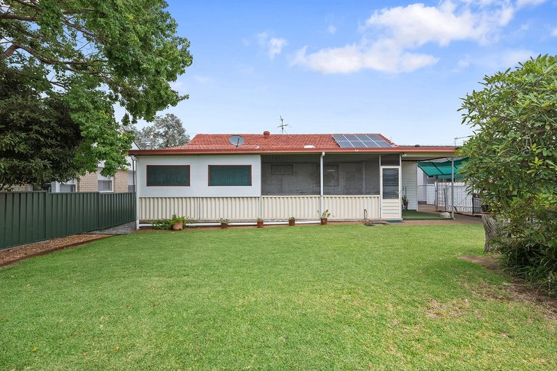 Photo - 6 Maxwell Avenue, Belmont North NSW 2280 - Image 11