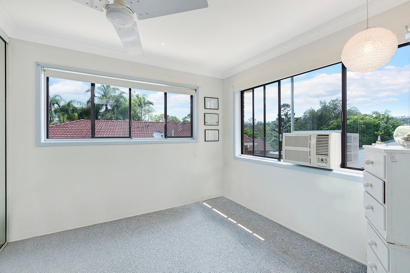 Photo - 6 Mayjohn Avenue, Carrara QLD 4211 - Image 10