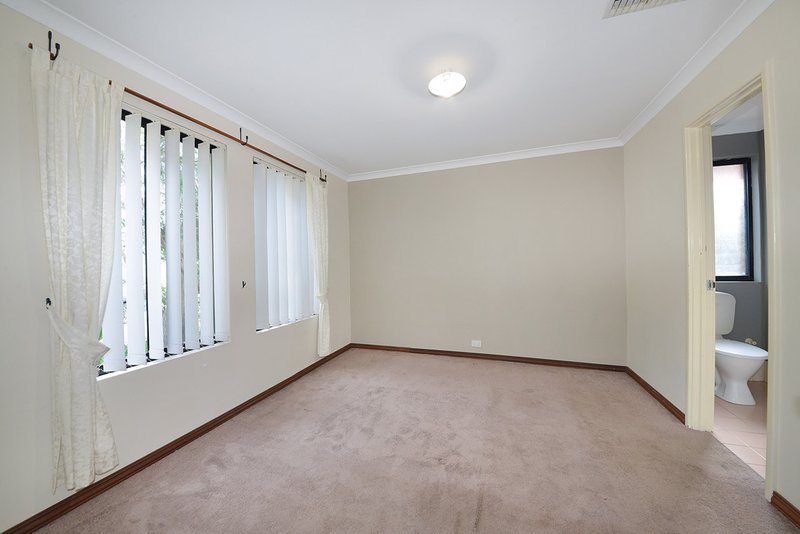 Photo - 6 Mayne Way, Merriwa WA 6030 - Image 5