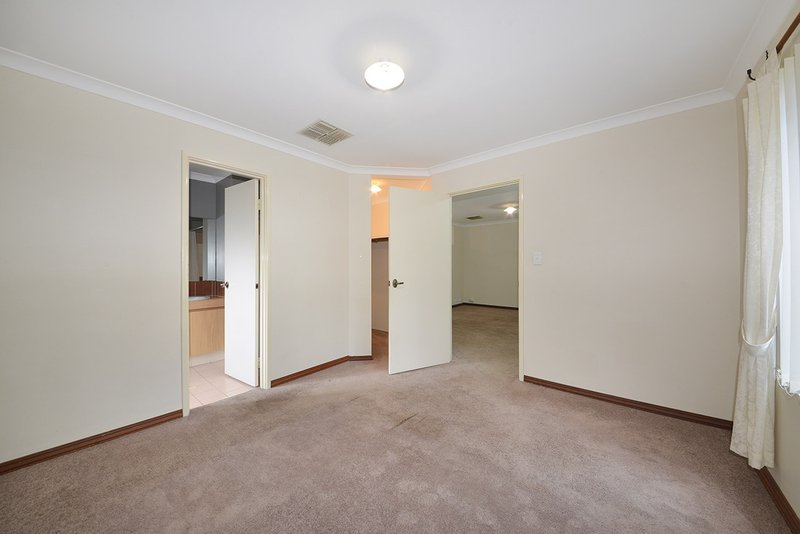 Photo - 6 Mayne Way, Merriwa WA 6030 - Image 6