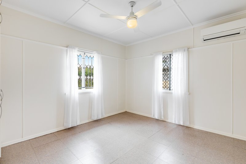 Photo - 6 Mccarthy Street, Newtown QLD 4350 - Image 4