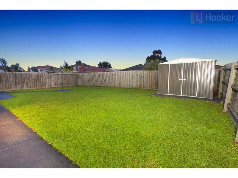 Photo - 6 Mcginness Ave , Roxburgh Park VIC 3064 - Image 14