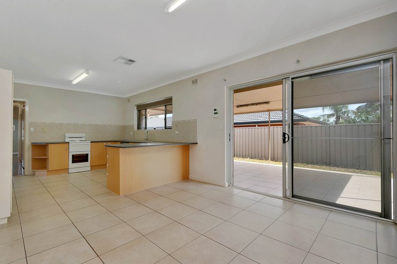 Photo - 6 Mcgonigal Drive, Willaston SA 5118 - Image 5