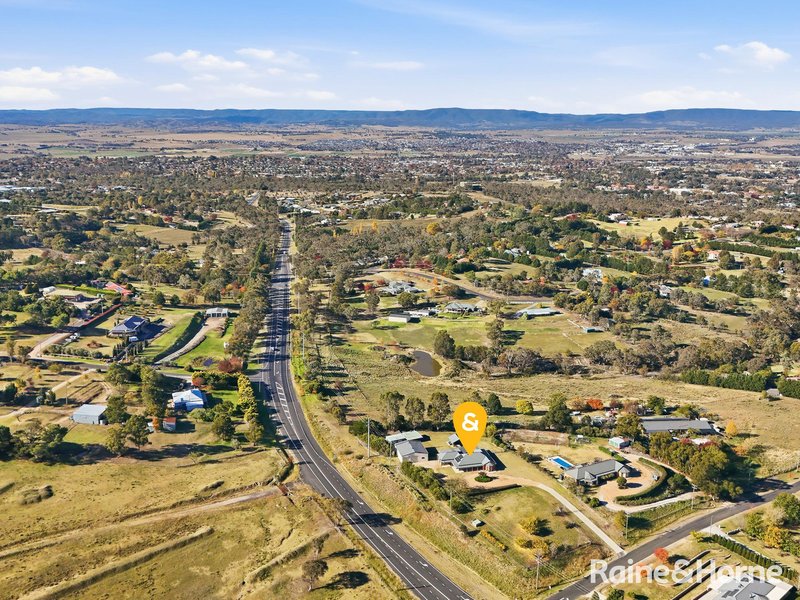 Photo - 6 Mclennan Close, Robin Hill NSW 2795 - Image 27