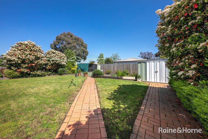 Photo - 6 Mcmahon Court, Sunbury VIC 3429 - Image 18