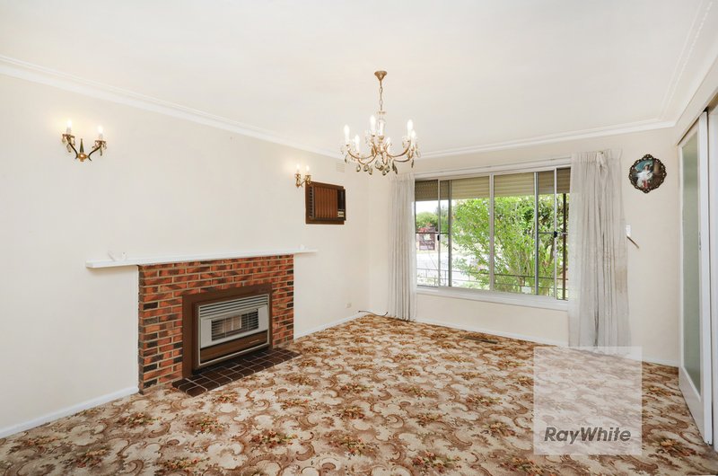 Photo - 6 Mcnamara Avenue, Airport West VIC 3042 - Image 7