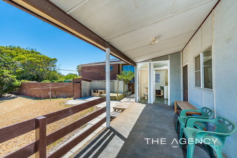 Photo - 6 Mcpharlin Avenue, Quinns Rocks WA 6030 - Image 13