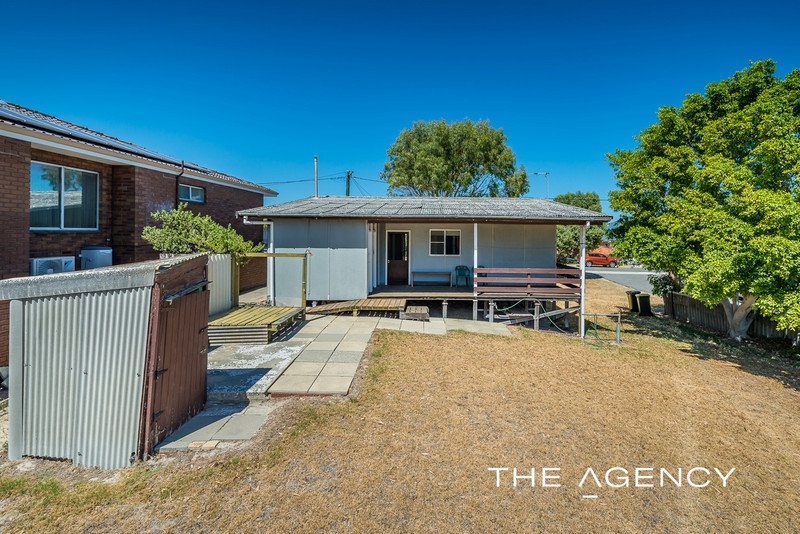 Photo - 6 Mcpharlin Avenue, Quinns Rocks WA 6030 - Image 18