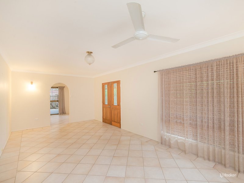 Photo - 6 Mcrae Place, Frenchville QLD 4701 - Image 4