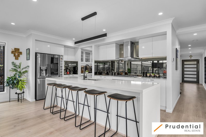 Photo - 6 Meale Avenue, Gledswood Hills NSW 2557 - Image 5