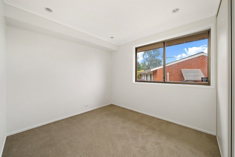 Photo - 6 Meech Place, Queanbeyan West NSW 2620 - Image 8