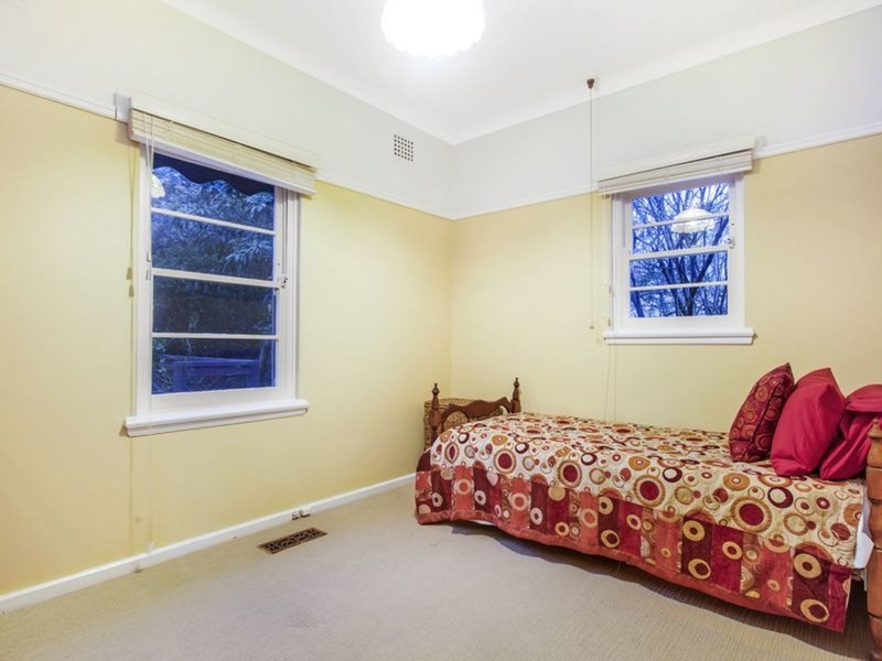 Photo - 6 Meehan Gardens, Griffith ACT 2603 - Image 7