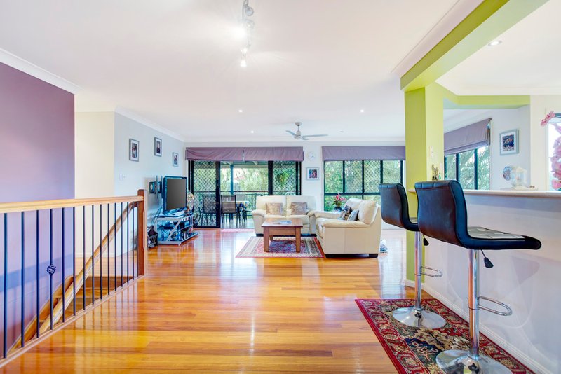 Photo - 6 Meilland Court, Eatons Hill QLD 4037 - Image 8