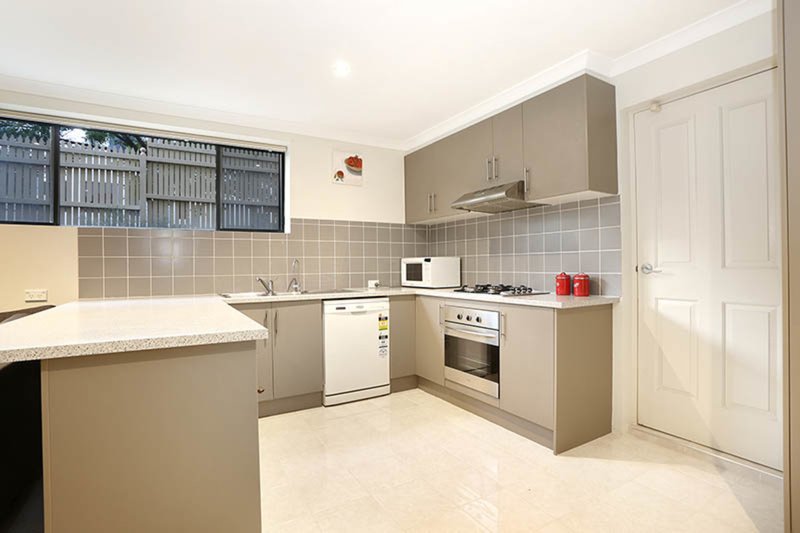 Photo - 6 Mellor Rise, Roxburgh Park VIC 3064 - Image 19