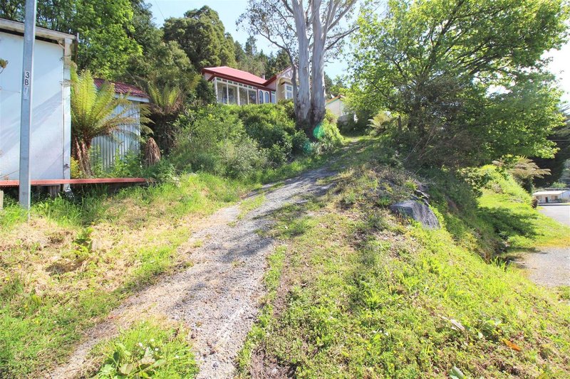 Photo - 6 Mellor Street, Queenstown TAS 7467 - Image 10