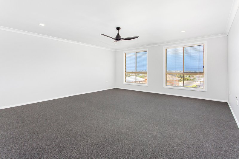 Photo - 6 Menindee Close, Flinders NSW 2529 - Image 5