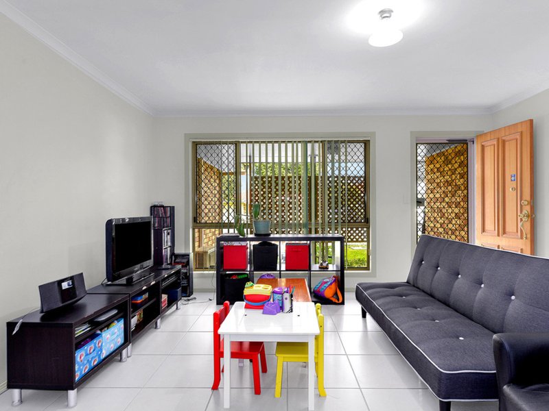 Photo - 6 Meredith Street, Banyo QLD 4014 - Image 3