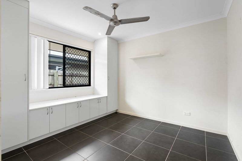 Photo - 6 Miers Crescent, Murrumba Downs QLD 4503 - Image 6