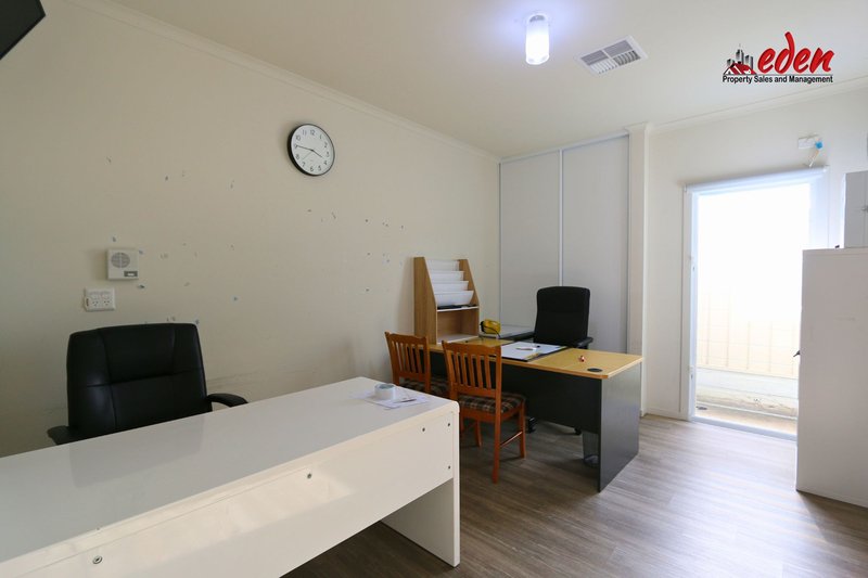 Photo - 6 Miles Street, Elizabeth Downs SA 5113 - Image 6