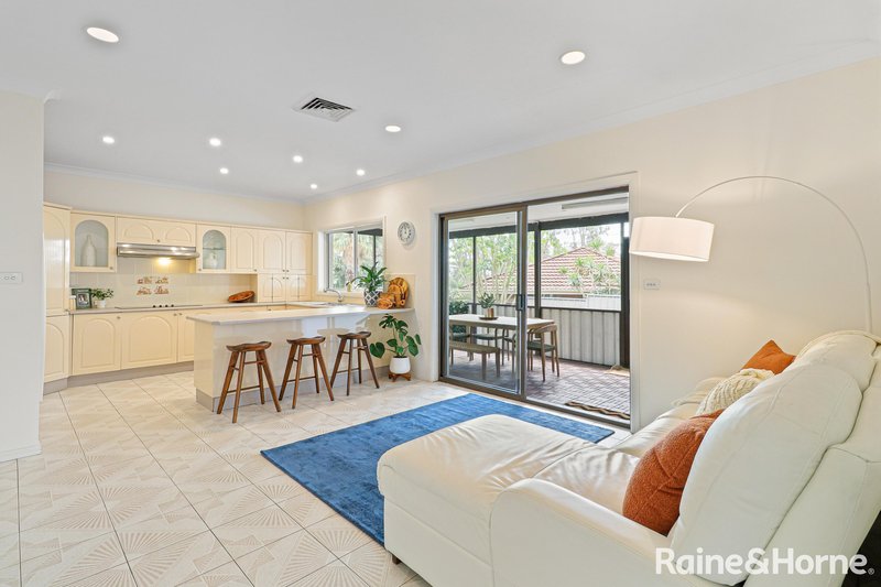 Photo - 6 Mill Place, St Clair NSW 2759 - Image 7