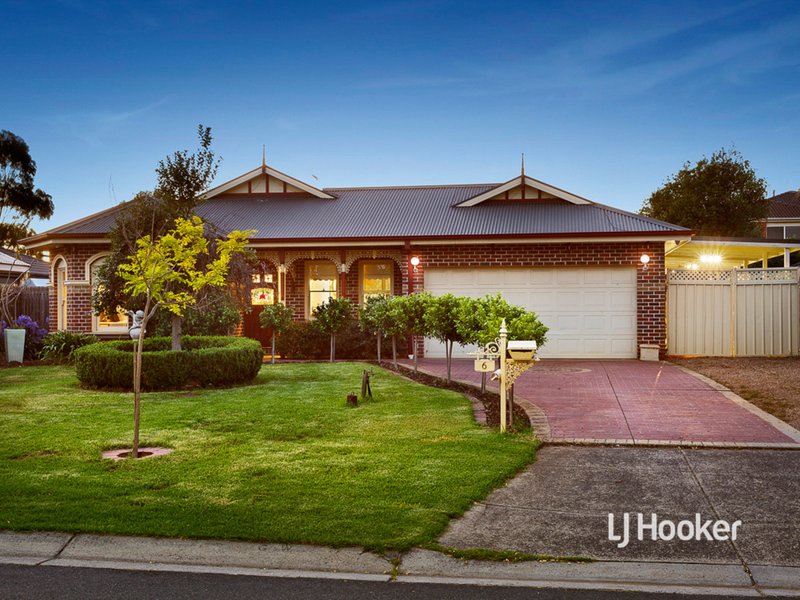 6 Milport Court, Point Cook VIC 3030