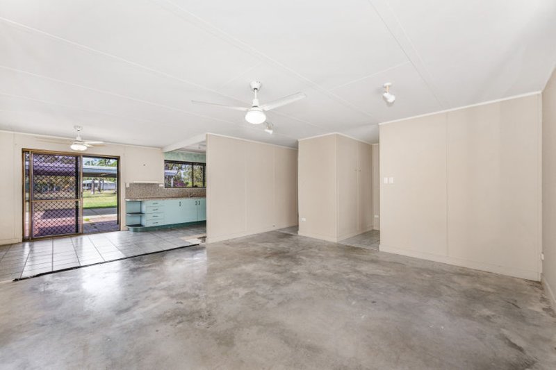 Photo - 6 Minsky Court, Mount Low QLD 4818 - Image 4