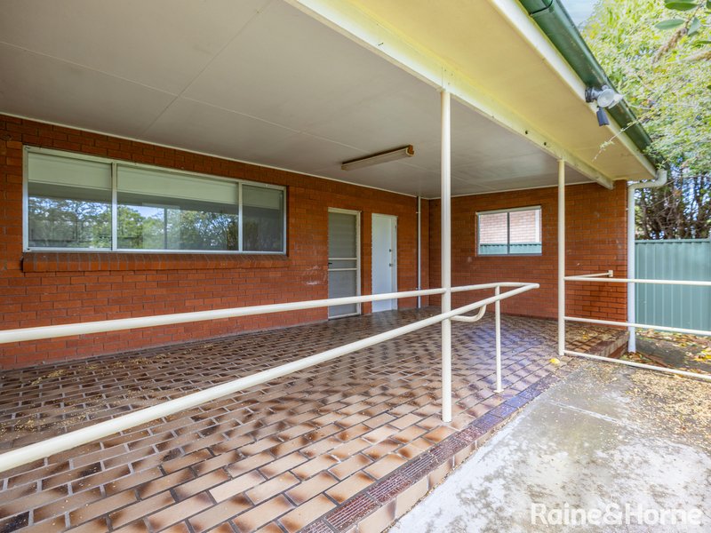 Photo - 6 Miriyan Drive, Kelso NSW 2795 - Image 12