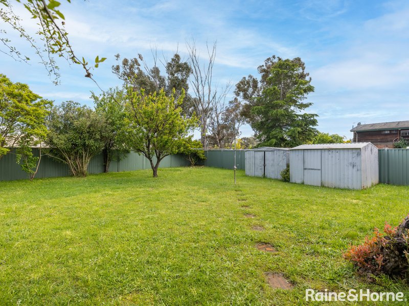 Photo - 6 Miriyan Drive, Kelso NSW 2795 - Image 15