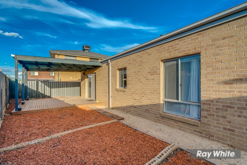 Photo - 6 Mist Way, Tarneit VIC 3029 - Image 14