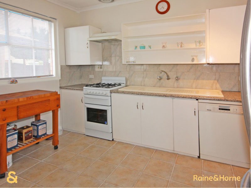 Photo - 6 Moffatt Street, Reynella SA 5161 - Image 3