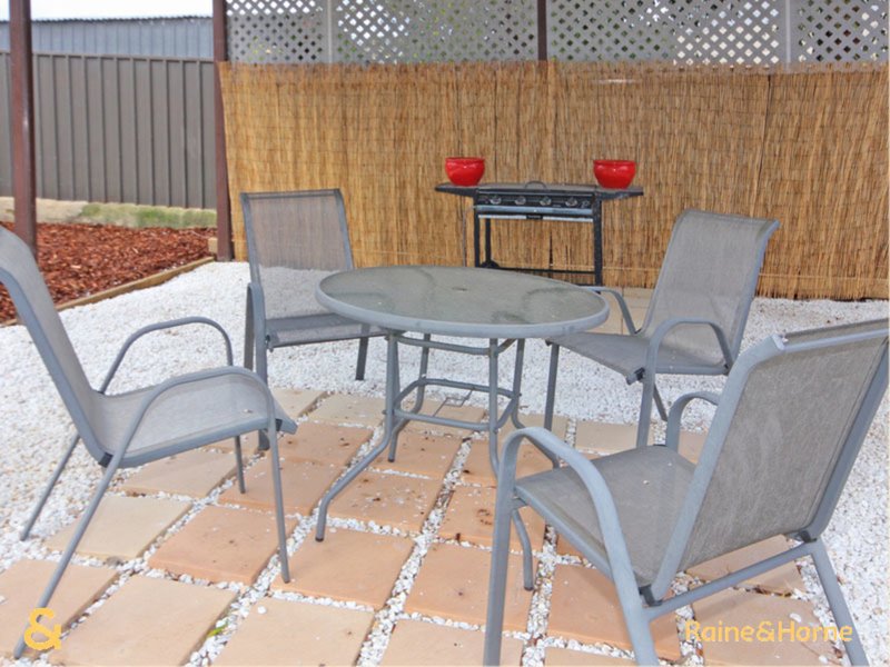 Photo - 6 Moffatt Street, Reynella SA 5161 - Image 6