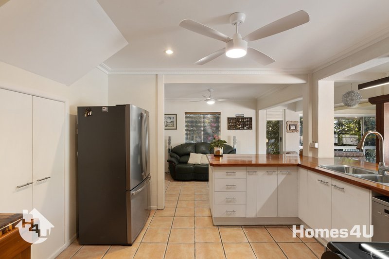 Photo - 6 Moffatt Street, Scarborough QLD 4020 - Image 14