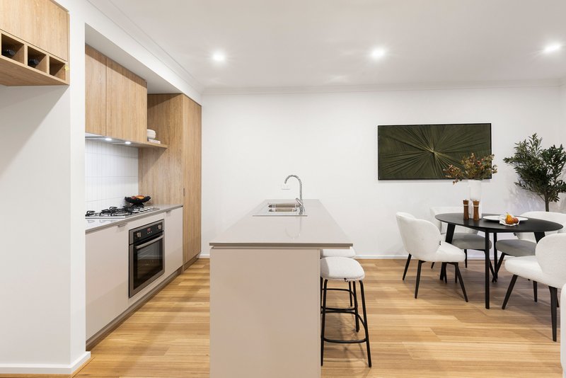 Photo - 6 Molloy Walk, Woodstock VIC 3751 - Image 3