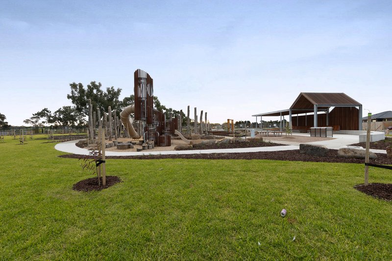 Photo - 6 Molloy Walk, Woodstock VIC 3751 - Image 17