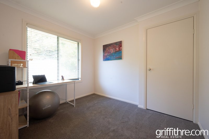 Photo - 6 Montrose Drive, Griffith NSW 2680 - Image 16