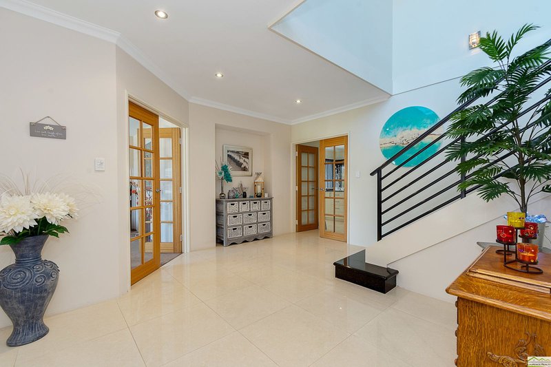 Photo - 6 Moonraker Road, Jindalee WA 6036 - Image 2