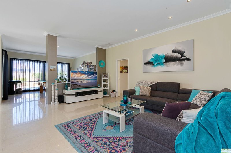 Photo - 6 Moonraker Road, Jindalee WA 6036 - Image 5