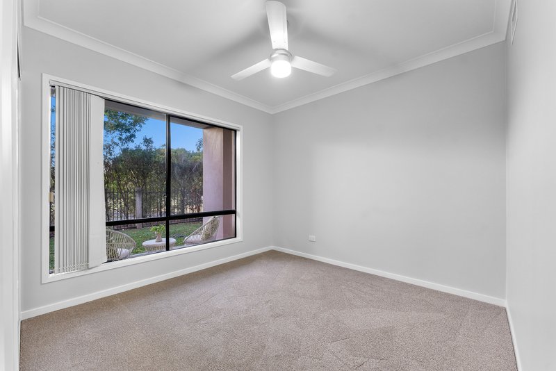 Photo - 6 Moorhen Lane, North Lakes QLD 4509 - Image 15