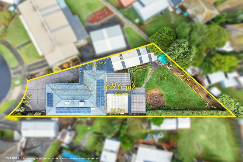 Photo - 6 Moray Court, Corio VIC 3214 - Image 2