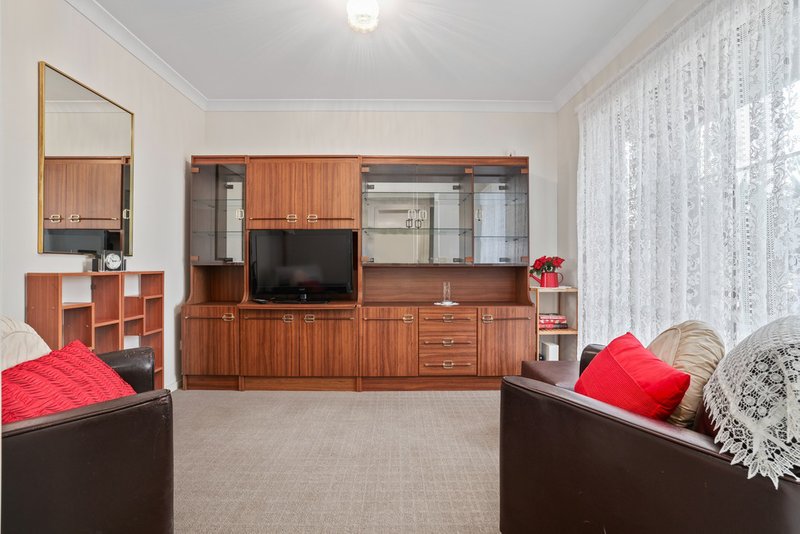 Photo - 6 Morgan Crescent, Werribee VIC 3030 - Image 10