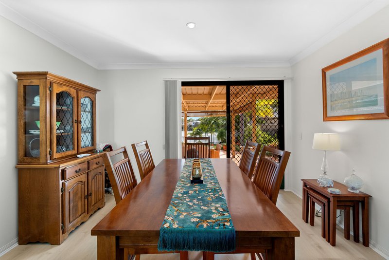 Photo - 6 Mornington Terrace, Robina QLD 4226 - Image 9