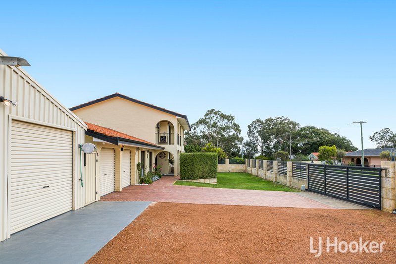 Photo - 6 Morrell Way, Lesmurdie WA 6076 - Image 3