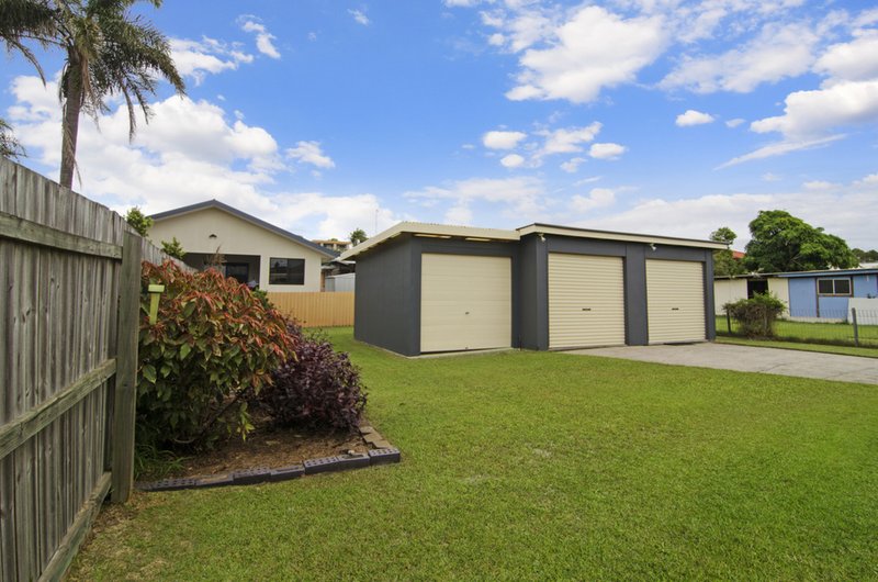 Photo - 6 Morshead Street, Tugun QLD 4224 - Image 3