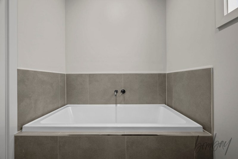 Photo - 6 Moscato Street, Wollert VIC 3750 - Image 12