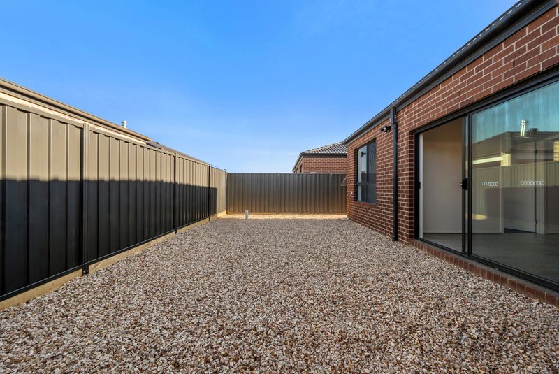 Photo - 6 Moscato Street, Wollert VIC 3750 - Image 14