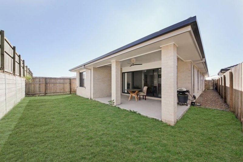 Photo - 6 Mount Greville Way, Park Ridge QLD 4125 - Image 16