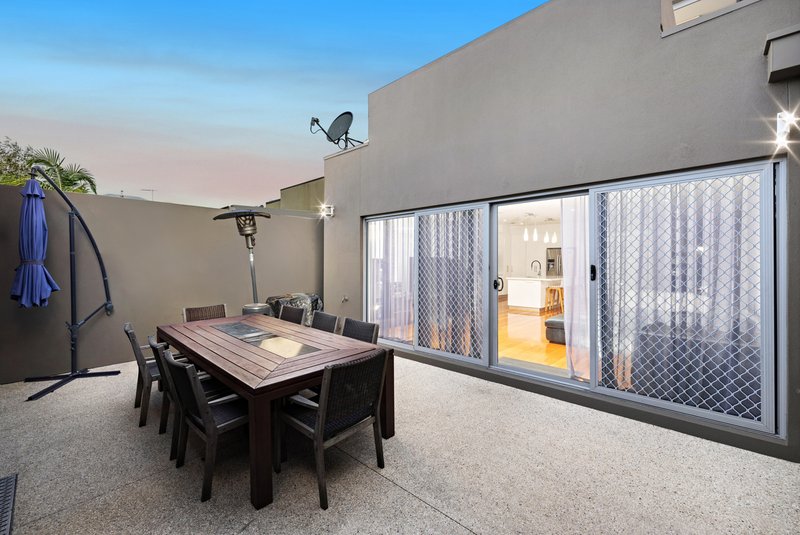 Photo - 6 Moyhu Terrace, Rowville VIC 3178 - Image 22